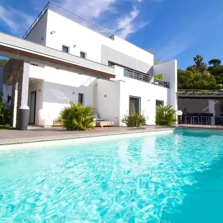 Villa Luxueuse à Cavalaire-sur-Mer